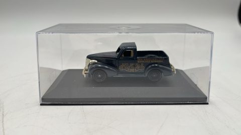 Days Gone Furgone Chevrolet Avon Tyres 1/43  senza scatola originale