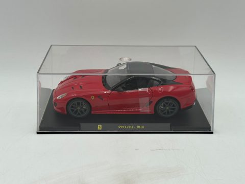 Ferrari 599 GTO 2010 1/24 senza scatola originale