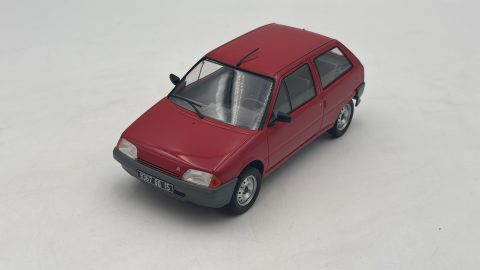 Citroen AX Berline 1/24 senza scatola originale