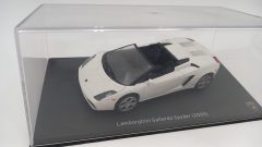 Lamborghini Gallardo Spyder 2005 1/43, mancante specchio destro, teca con qualche segno, senza scatola originale - scala 1:43