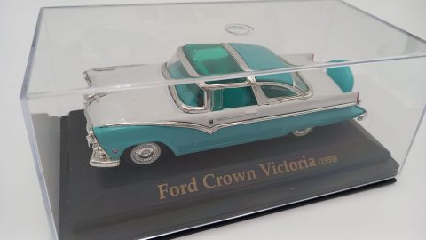 Ford Crown Victoria 1955 1/43, senza scatola originale