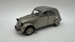 Citroen 2CV A 1/24,  senza scatola originale - scala 1:24