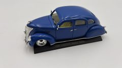 Lincoln Zephyr Sedan 1936 1/32 senza scatola originale - scala 1:32