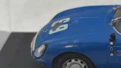 Alfa Romeo Giulia TZ 1/43 senza scatola originale, vernice rovinata, manca specchio destro - foto 2