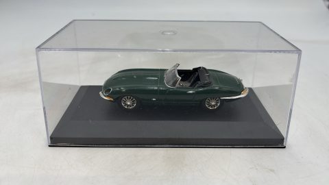 Jaguar E-Type 1/43 senza scatola originale