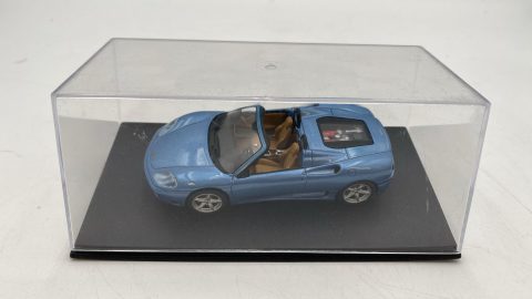 Ferrari 360 Spider 1/43 senza scatola originale, mancano specchi