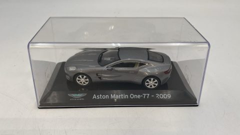 Aston Martin One-77 2009 1/43 senza scatola originale