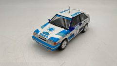 Mazda 323 1/24 senza scatola originale - scala 1:24