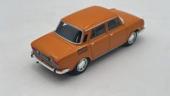 Skoda 100L 1/24 senza scatola originale - foto 2
