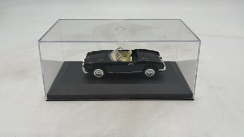 Alfa Romeo Giulietta Spider 1962 1/43 senza scatola originale