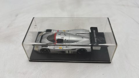 Sauber Mercedes C11 24h Le Mans 1991 1/43 senza scatola originale, imperfezione sulla vernice