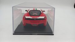 Ferrari 458 Italia Lauda 2013 1/24, teca segnata, senza scatola originale - foto 4