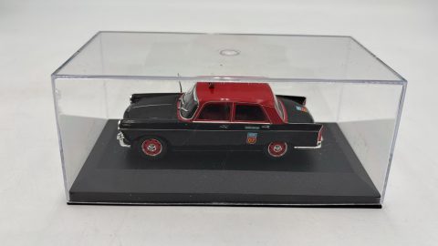 Peugeot 404 Taxi 1/43 senza scatola originale