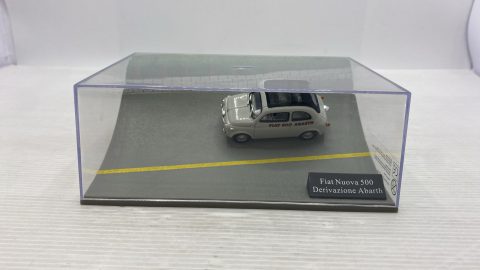 Fiat Nuova 500 Derivazione Abarth 1/43, senza scatola originale, teca lievemente segnata