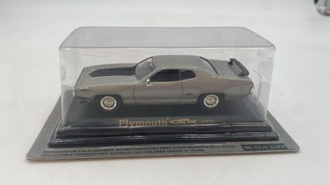 Plymouth GTX 1971 1/43