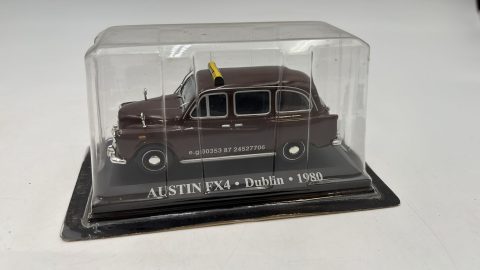 Austin FX4 Taxi Dublin 1980 1/43
