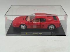 Ferrari Testarossa 1984 1/24, senza  scatola originale - scala 1:24