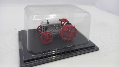 Trattore Fordson F 1917 1/43