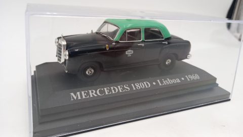 Mercedes 180D Taxi Lisbona 1960 1/43 senza scatola originale