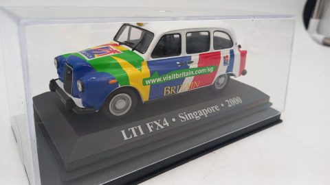LTI FX4 Taxi Singapore 2000 1/43, senza scatola originale