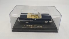 Chrysler 300E 1959 1/43 senza scatola originale, fioritura della vernice - scala 1:43