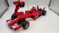 DeAgostini Ferrari F2004 M. Schumacher 1/8, modello radiocomandato a scoppio, radiocomando in frequenza, completa e funziona?