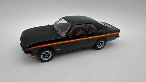 Opel Manta A GTE 1/24,  senza scatola originale