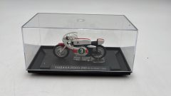 Yamaha RD05 250 Phil Read 1968 1/24 senza scatola originale - scala 1:24