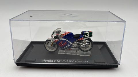 Honda NSR250 S. Pons 1988 1/24 senza scatola originale
