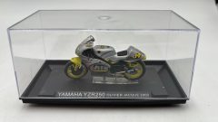 Yamaha YZR250 O. Jacque 2000 1/24 senza scatola originale - scala 1:24
