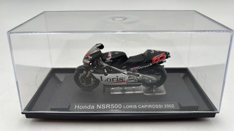 Honda NSR500 L. Capirossi 2002 1/24 senza scatola originale
