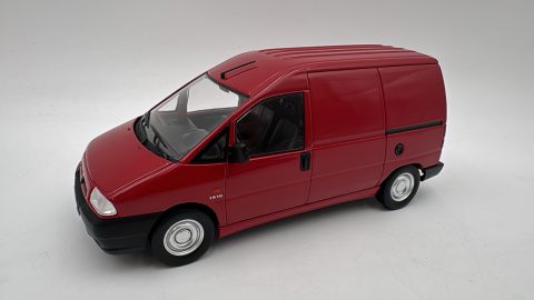 Citroen Jumpy 1/24,  senza scatola originale