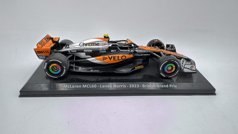 McLaren F1 MCL60 Lando Norris 2023 British Gran Prix 1/24,  senza scatola originale e senza teca, Da spolverare