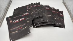 Knight Rider KITT 1/8 kit di montaggio completo di 110 parti, parti da 1 a 39 già montate, da 40 a 110 ancora da montare, completo di istruzioni - foto 7