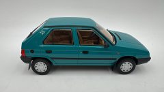 Skoda Favorit 1/24,  senza scatola originale, Antenna rotta - foto 2