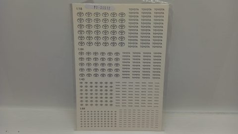 303 decals Triple9 T9-20012 stemmi e scritte Toyota nelle scale 1/18, 1/24, 1/43, 1/64