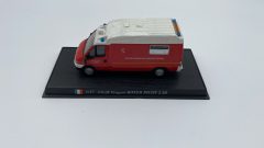 VSAB Peugeot BOXER PICOT 2.5D 1/57 vigili del fuoco, vernice bianca crepata, senza scatola originale - scala 1:57