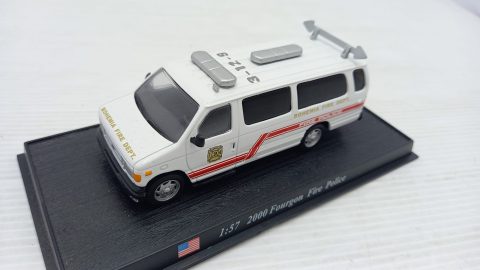 Fire Police Fourgon Vigili del fuoco 2000 1/57, senza scatola originale