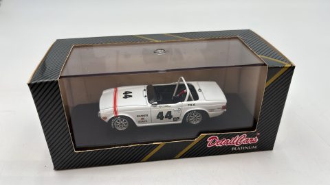 Detailcars Triumph TR 6 Racing 1969 1/43