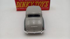 Dinky Toys Rolls-Royce Silver Wraith 1/41, modello in ottime condizioni, confezione lievemente usurata - foto 4