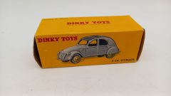 Dinky Toys Citroen 2 CV 1/43, normali segni del tempo, confezione lievemente usurata - foto 10