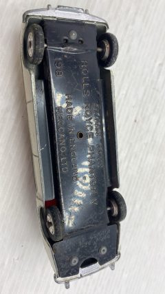 Dinky Toys Rolls Royce Phantom V 1/43 senza scatola originale, vernice rovinata, segni del tempo - foto 3