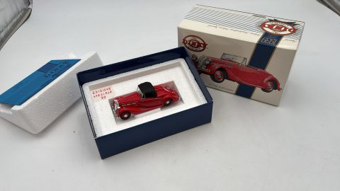 Dinky Toys Triumph Dolomite 1939 1/43