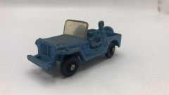Tomte-Laerdal n.2 Jeep Tow truck 1/32. senza scatola originale e un omino con la testa rotta. - scala 1:32
