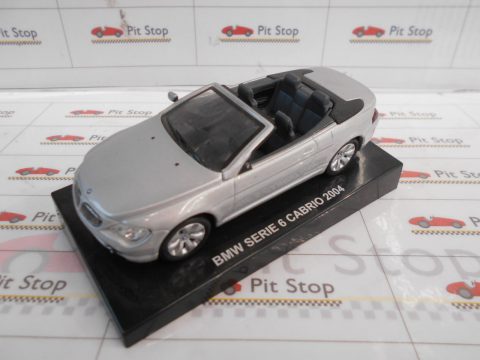 BMW Serie 6 Cabrio 2006 1/43, senza scatola originale, senza specchietto guidatore, un segno sulla carrozzeria sinistra