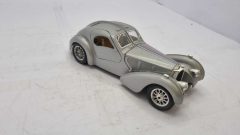 Bburago Bugatti Atlantic 1936 1/24 senza scatola originale no teca - scala 1:24