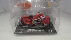 Moto Guzzi 250 SS 1/24Scatola rovinata - scala 1:24
