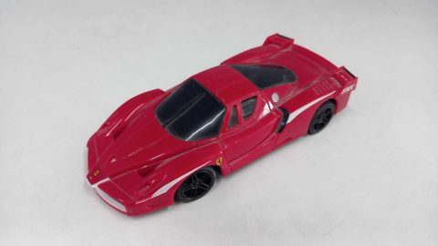 Ferrari FXX Evoluzione 1/36, senza scatola originale, da spolverare