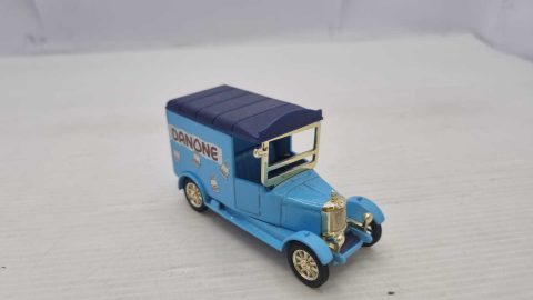Corgi Morris Bullnose Van Danone 1913 1/43 senza scatola originale