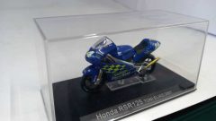 Honda RSR125 Toni Elias 2001 1/24, senza scatola originale - scala 1:24